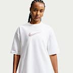 Naomi Osaka Women's Oversized T-Shirt. Nike.com